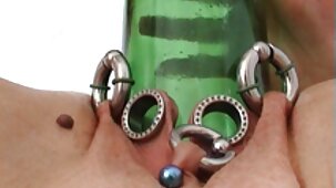 Vaginale sesso in un preservativo con un russo pulcino in close-up per bottino donne famose belle nude