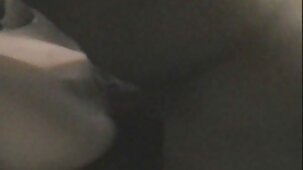 Interrazziale sesso in il cucina belle donne formose nude con un paffuto biondo