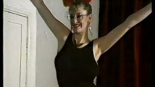 Una nonna del quartiere dà pompini POV belle donne more nude per una piccola tassa