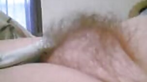 Solo dissolutezza di donne belle sexy nude una strana ragazza su due enormi dildo