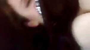 Jogging sportivo donne bellissime nude trasformato in sesso anale per la ragazza