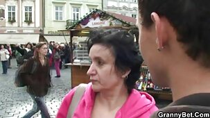 La bellezza è semplicemente deliziato dal grosso cazzo del bellissime donne nude suo nuovo amico