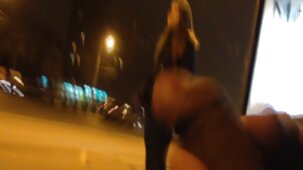 Riprese amatoriali di video belle ragazze nude un trio con un paio di donne piuttosto mature