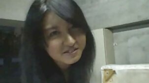Nudo bottino oliato Latina belle bionde nude copulates con un dildo