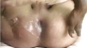 Mamma grassa in jeans e nella foresta non è donne belle sexy nude difficile masturbarsi il suo clitoride