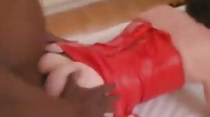 Gina Gerson ha belle nere nude fatto una doppia penetrazione con due ragazzi familiari