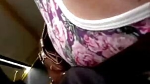 Giovane studente, donne super belle nude innamorato del sesso, scopa con un ragazzo nuovo