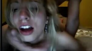 Russo sesso ragazze bellissime nude di un giovane coppia da Mosca in il bagno