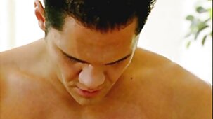 Dai capelli neri Asiatico studente ha dato se stessa in piedi e bellissime ragazze nude veloce