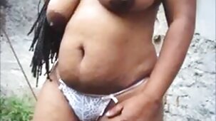 Il sesso a casa donne bellissime nude porno di una coppia di amanti trovato in un telefono smarrito