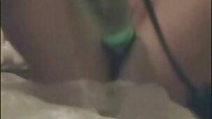 L'aspirante modella con bellissimi seni eretti non accetterà mai più di sborrare donne nude bellissime in bocca