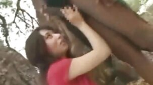 Un ragazzo con gli occhiali ha messo un amico sotto il suo patrigno le donne più belle nude