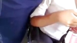 La bruna si sdraiò sullo le ragazze più belle del mondo nude stomaco e allargò le gambe in modo ospitale per un grande membro della moglie civile