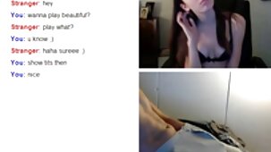 Una belle donne mature nude coppia ha fatto una scopata veloce in cucina prima di cena. secondo