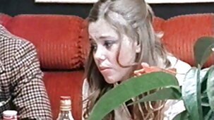 Russo candid video con conversazioni e bagnato ragazza bella nuda succhiare
