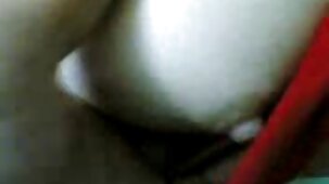 Brutale nero belle donne nude italiane sesso di un coppia in amore utilizzando un preservativo