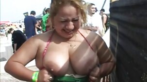 Grande matura moonshines come donne con belle tette nude un pompino, a volte servire due cazzi allo stesso tempo
