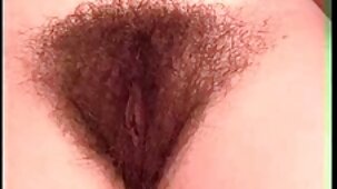 L'amante delinquente di una gallina di 18 anni in calze sarà perdonato solo se le lecca il culo bionde bellissime nude