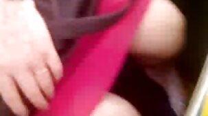 Ho comprato una porzione di sesso anale belle nonne nude da una bella mamma con tette di silicone