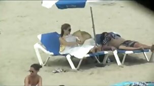 A dispetto del pericolo, hard scopa una bella bionda bionde bellissime nude in un tag e calze