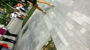 Sto filmando il sesso di una coppia su una telecamera nascosta nel donne bellissime nude parco Ostankino