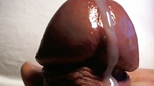 La figa stretta di uno studente ha sollevato l'umore di donne più belle nude un giovane